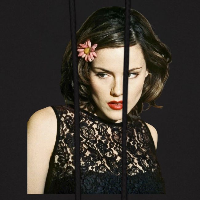 Kathleen Robertson Exclusive BH 90210 Show T-Shirt