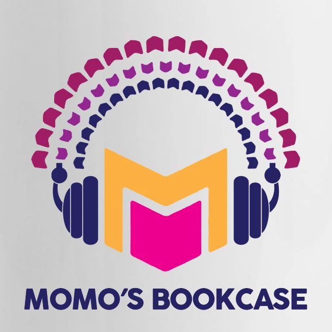 Momo's Bookcase Logo