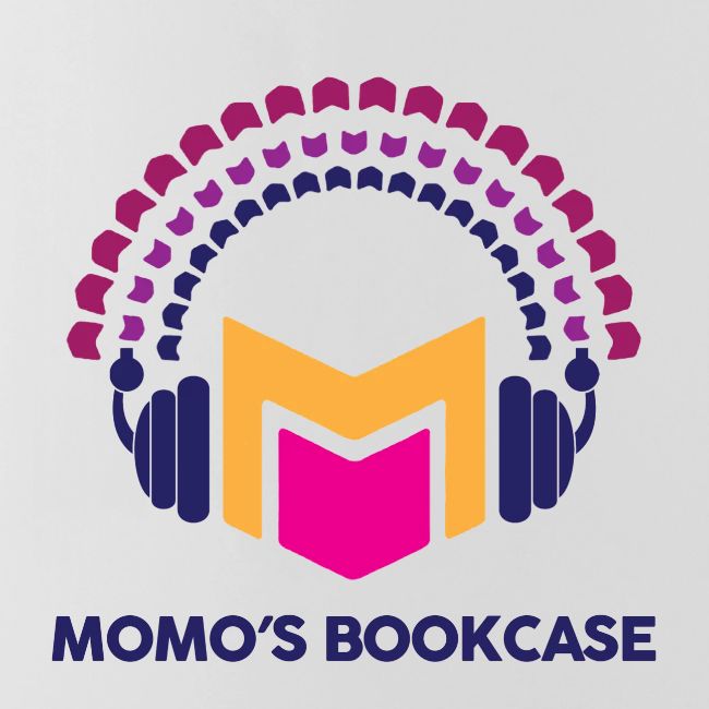 Momo's Bookcase Logo