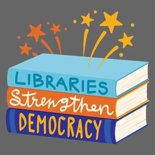 Libraries Strengthen Democracy - Women's T-Shirt