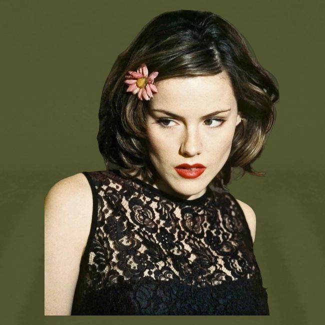 Kathleen Robertson Exclusive BH 90210 Show T-Shirt