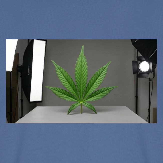 ***CANNABIS LEAF TEE***