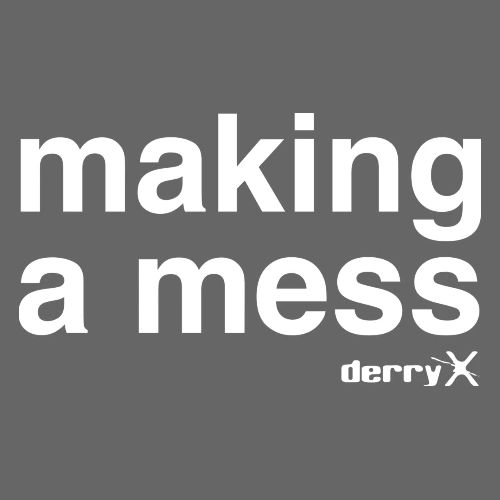 white making a mess - Tote Bag