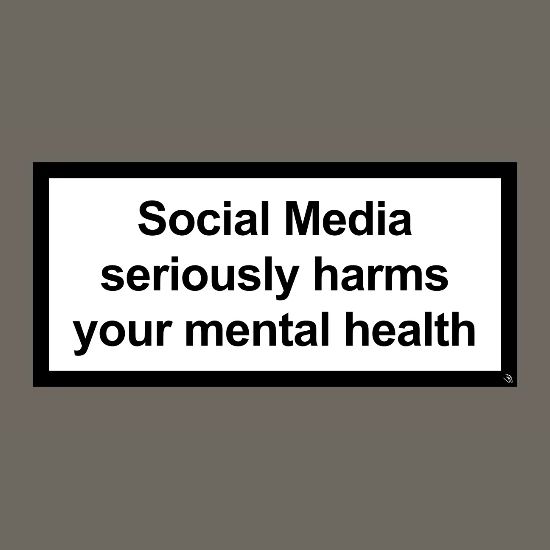 Social Media seriously harms your mental health Men's Hoodie | Spreadshirt