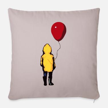 It Georgie Balloon You'll Float Too' Water Bottle | Spreadshirt