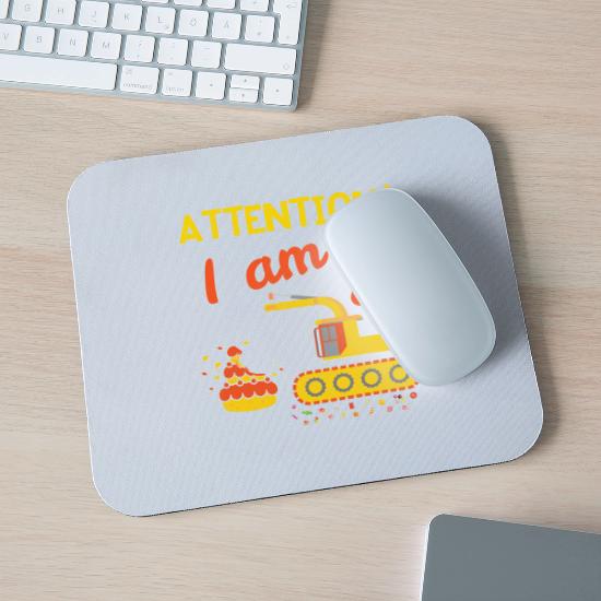 Grue De Construction D Excavatrice Gateau D Anniversaire De 2 Ans Tapis De Souris Spreadshirt