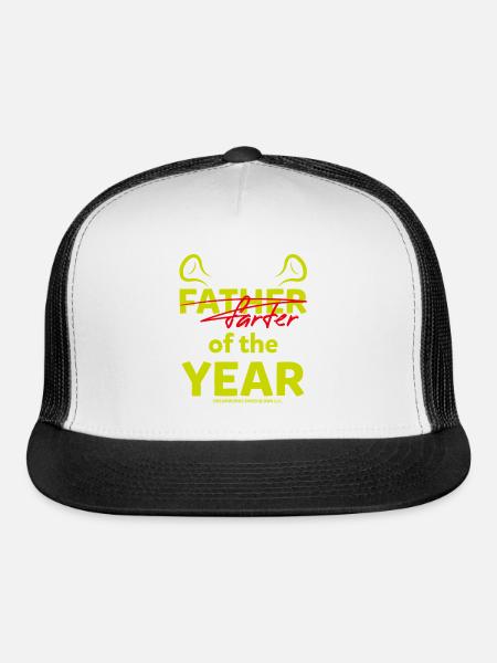 Shrek Design With Quote Father Of The Year Funny - Trucker Hat - white/black