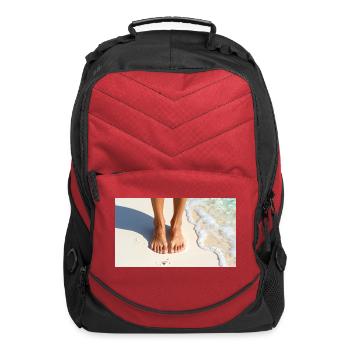 Female feet on the beach - Computer Backpack - red - Front