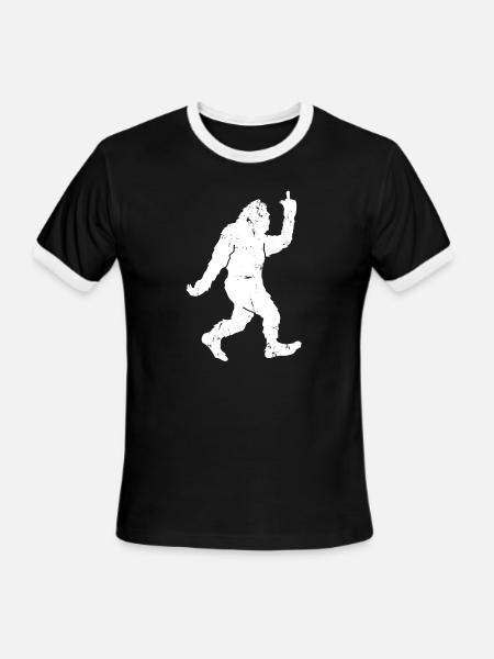 Funny Bigfoot Showing Middle Finger - Men's Ringer T-Shirt - black/white