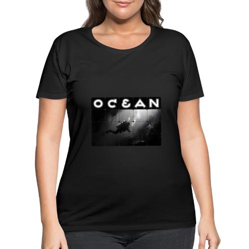 Ocean: Monochrome descent of a scuba diver - Women's Curvy T-Shirt