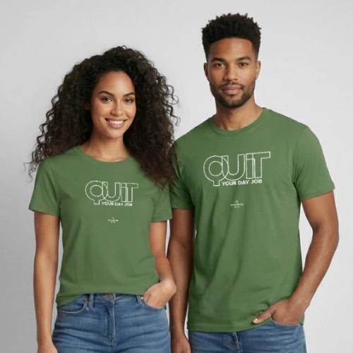 Quit in white - Heavyweight Unisex T-Shirt by Gildan