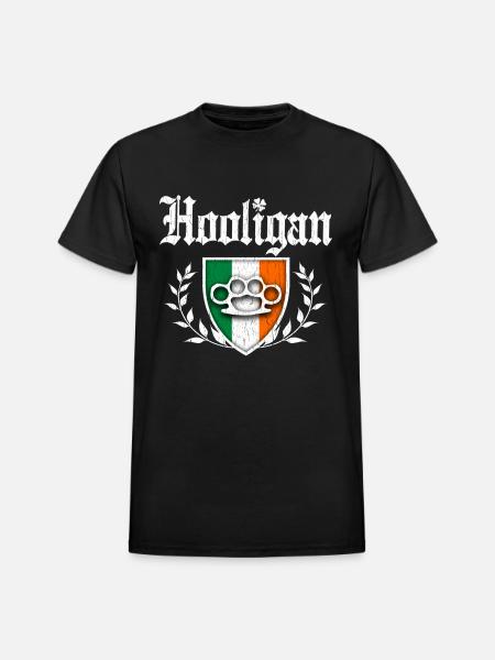 Irish Hooligan Crest vintage distressed look - Heavyweight Unisex T-Shirt by Gildan - black