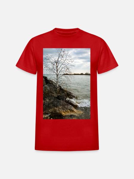 tiny tree on shore - Heavyweight Unisex T-Shirt by Gildan - red