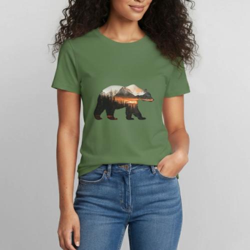 Canada Bear: fiery tones - Heavyweight Unisex T-Shirt by Gildan