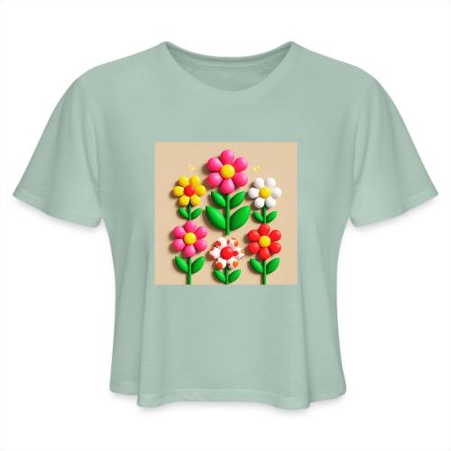 3D Flowers and Butterflies in Amber, Floral Design - Women's Cropped T-Shirt