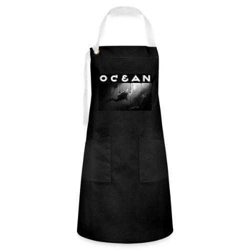 Ocean: Monochrome descent of a scuba diver - Artisan Apron