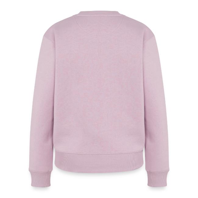 Festive Fans are Chic and Well-Travelled