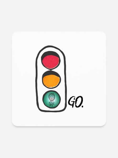 Go - Square Magnet - white - Front