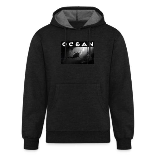 Ocean: Monochrome descent of a scuba diver - Unisex Organic Hoodie