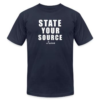 state your source juice - Unisex Jersey T-Shirt by Bella + Canvas - navy - Front - Jose (178cm)