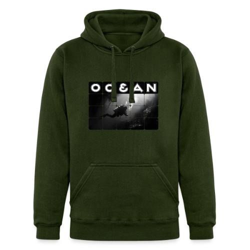 Ocean: Monochrome descent of a scuba diver - Unisex Heavyweight Hoodie