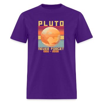 PLUTO NEVER FORGET - Men's T-Shirt - purple - Front - Jose (178cm)