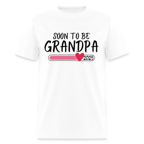 Soon to Be Grandpa 2025 loading bar with an heart - Men's T-Shirt