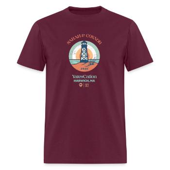 Sarah & Connor - YatesCation 2025 - Lighthouse - Men's T-Shirt - burgundy - Front - Jose (178cm)
