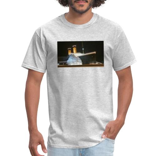 Pigeon Forge Titanic - Men's T-Shirt