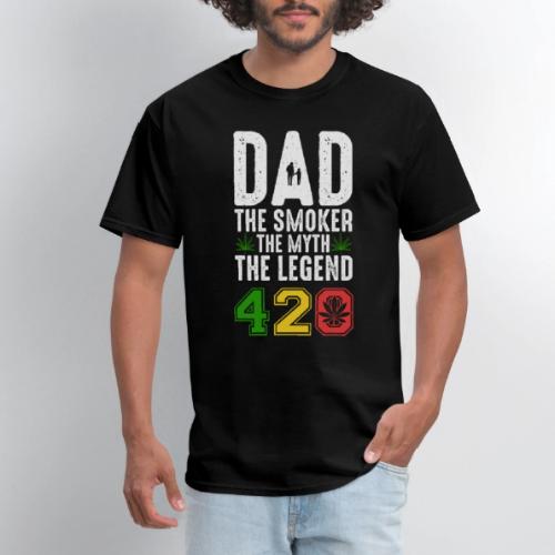 Gleeful Smoking dad The smoker the myth the legend - Men's T-Shirt