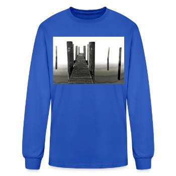 Boat Dock in fog - Men's Long Sleeve T-Shirt - royal blue - Front