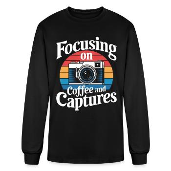 Photographer Focusing on Coffee and Captures - Men's Long Sleeve T-Shirt - black - Front