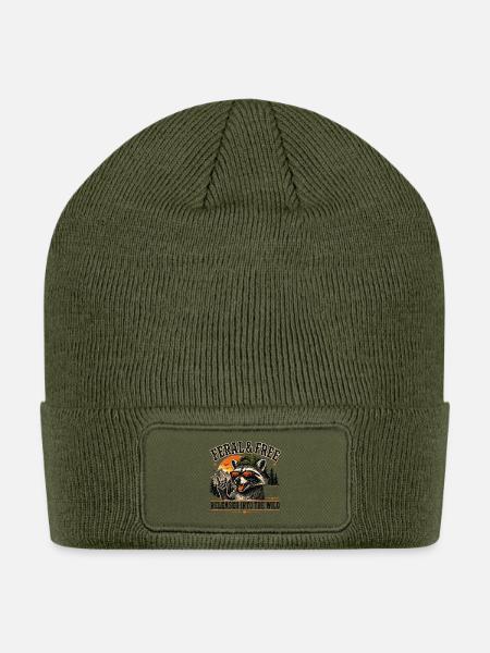 Raccoon Rebel Feral & Free 2027 - Patch Beanie - olive