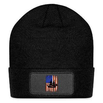 Black silhouette of pirate boat American flag - Patch Beanie - black - Front