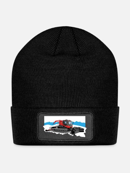 Snow groomer at work in the snow - Patch Beanie - black