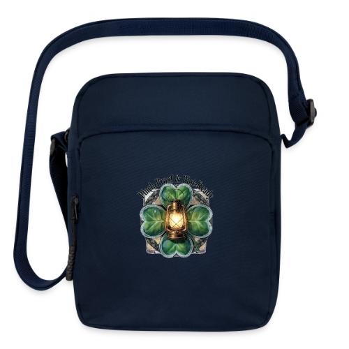 Pinch-Proof Lantern Clover T-Shirt - Upright Crossbody Bag