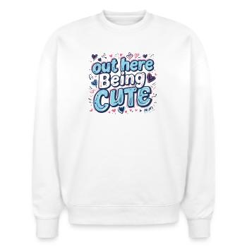 Out Here Being Cute Bold Letters - Stanley/Stella Radder Unisex Oversized Organic Sweatshirt - white - Front - Andy (188cm) & Roxy (174cm)