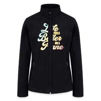 Life Feels Better On A Plane - Women’s Soft Shell Jacket - black - Front