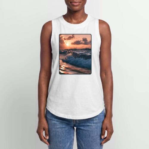 Golden Sunset Ocean Wave - Women's Relaxed Tank Top