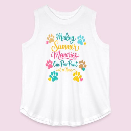 Making Summer Memories One Paw Print at a Time - Women's Curvy Relaxed Tank Top