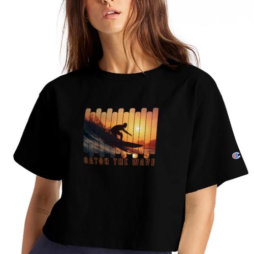 Surfing: Catch the Wave - Champion Women’s Cropped T-Shirt
