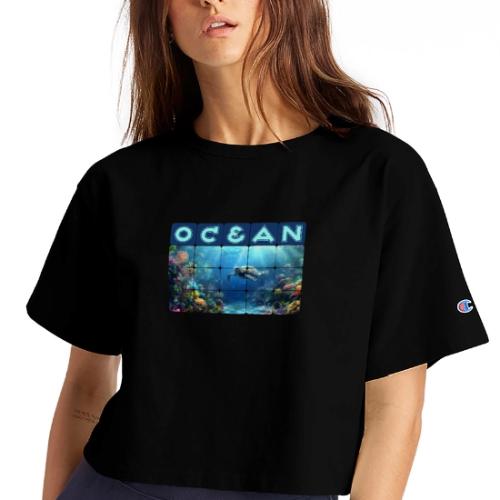 Ocean: Turtle Drift - Champion Women’s Cropped T-Shirt