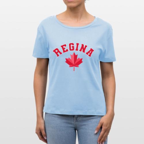 Regina with maple leaf - Stanley/Stella Serena Women’s Relaxed Organic T-Shirt