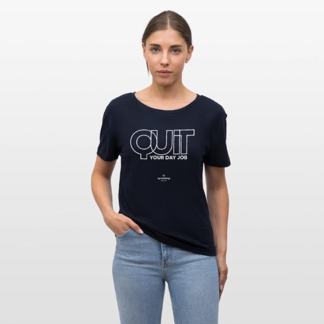 Quit in white