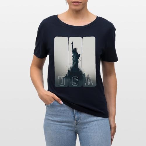 USA: Liberty Rising Over Manhattan - Stanley/Stella Serena Women’s Relaxed Organic T-Shirt