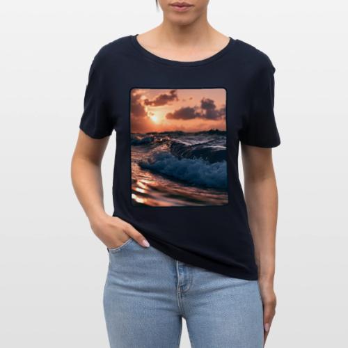 Golden Sunset Ocean Wave - Stanley/Stella Serena Women’s Relaxed Organic T-Shirt