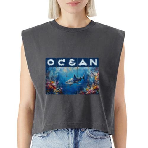 Ocean: Synthwave Shark - Washed Women´s Muscle Tank Top