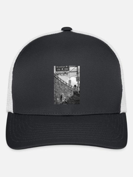 Cliffhanger: Brooklyn Bridge - Flexfit Fitted Baseball Cap - dark gray/white