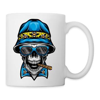 Smoking Skull Wearing Bucket Hat - Coffee/Tea Mug - white - Right