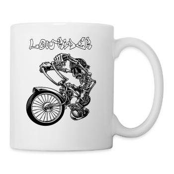 Low Rider Bicycle For Men. Chicano Cholo Skull Low - Coffee/Tea Mug - white - Right